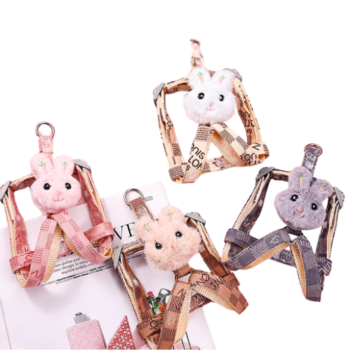 Arnés estampado con conejito de peluche