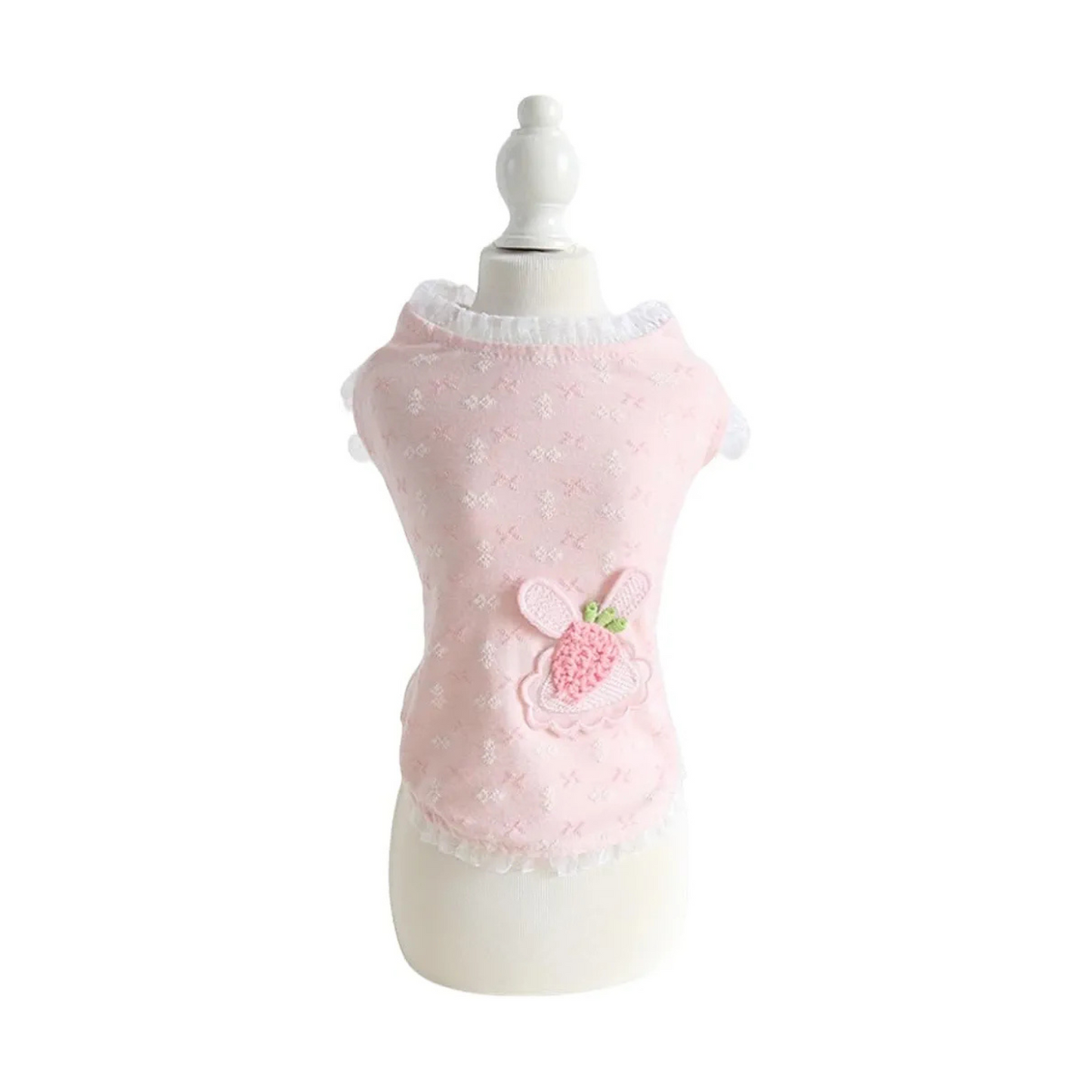 Blusa rosa con aplicación de fresa