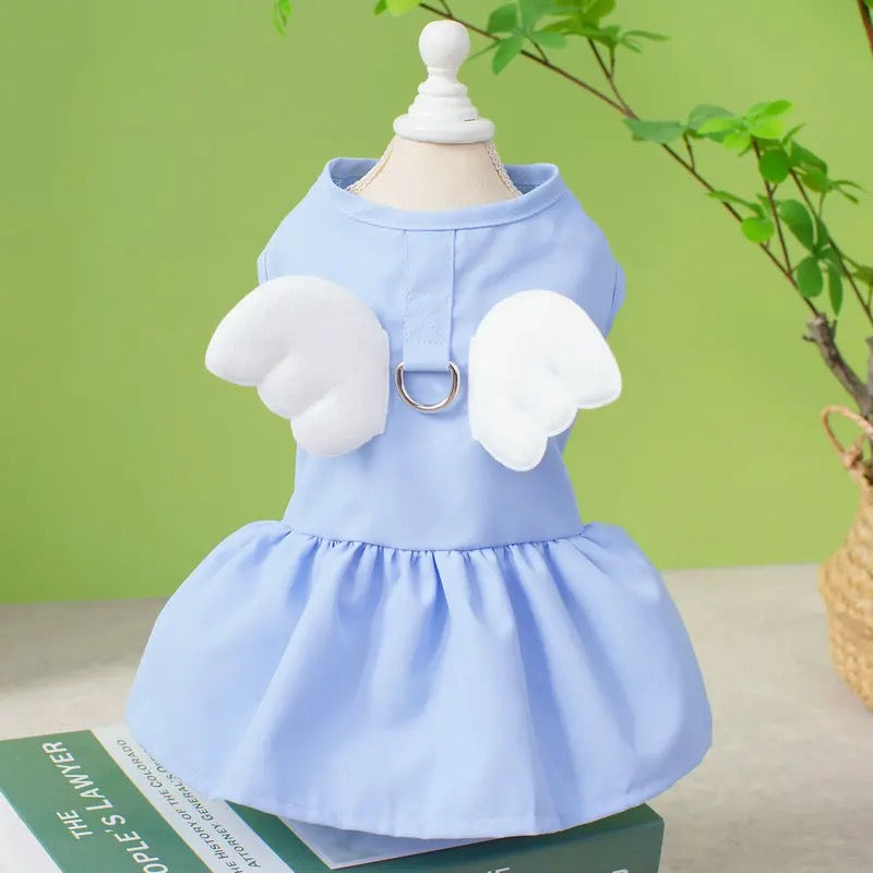 Vestido con alas