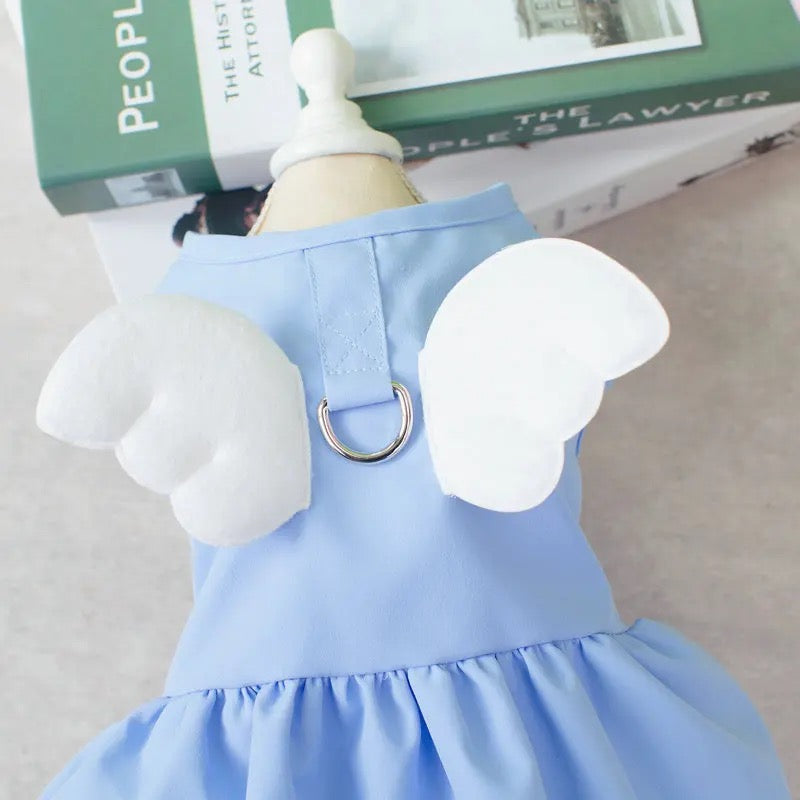 Vestido con alas