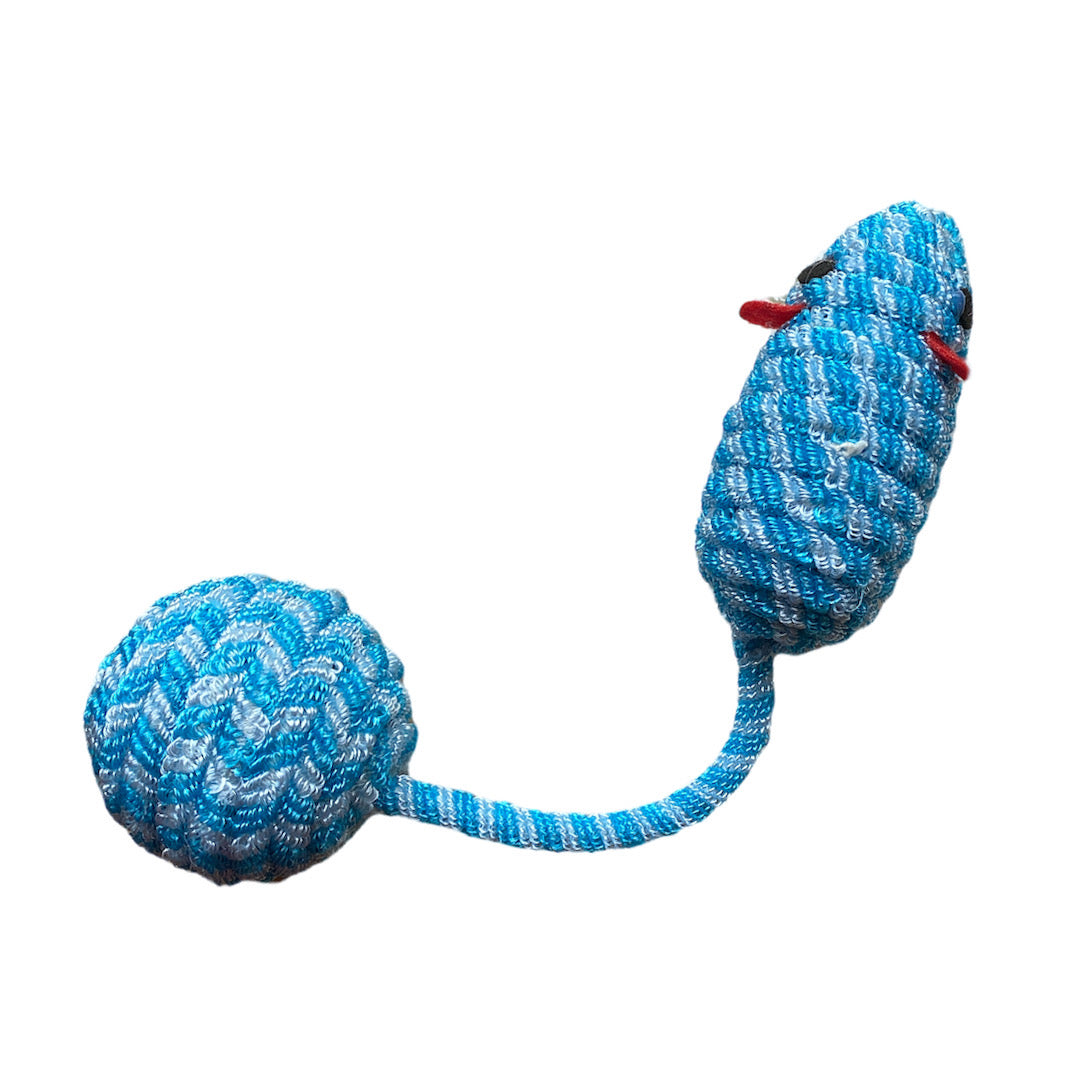 Ratón con cola de pelota